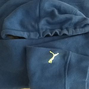 Puma swearshirt